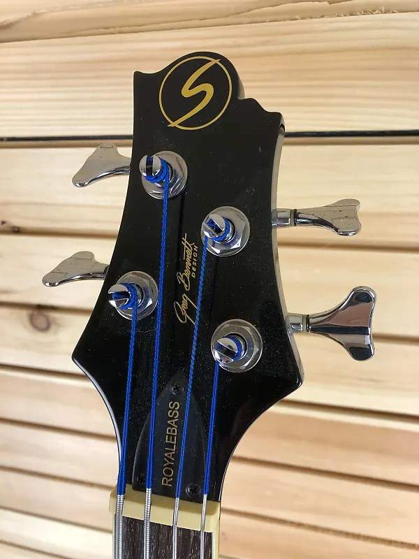 Royale Bass Head stock frt.jpeg