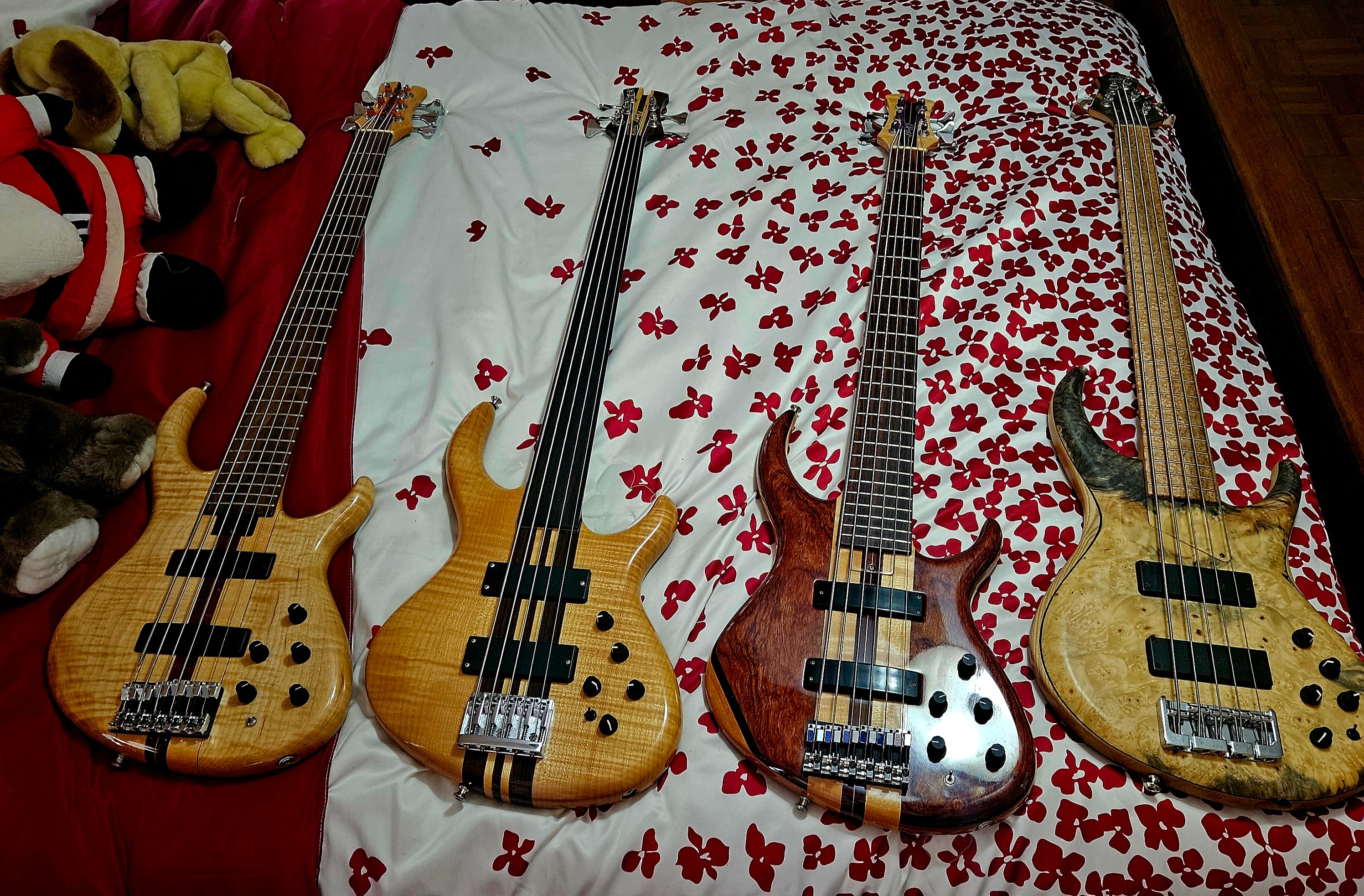 russell basses1.jpg