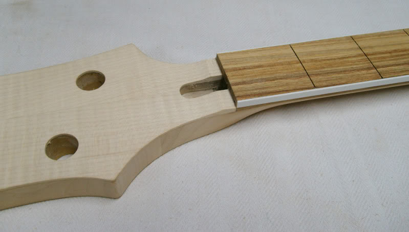 s7300242.jpg