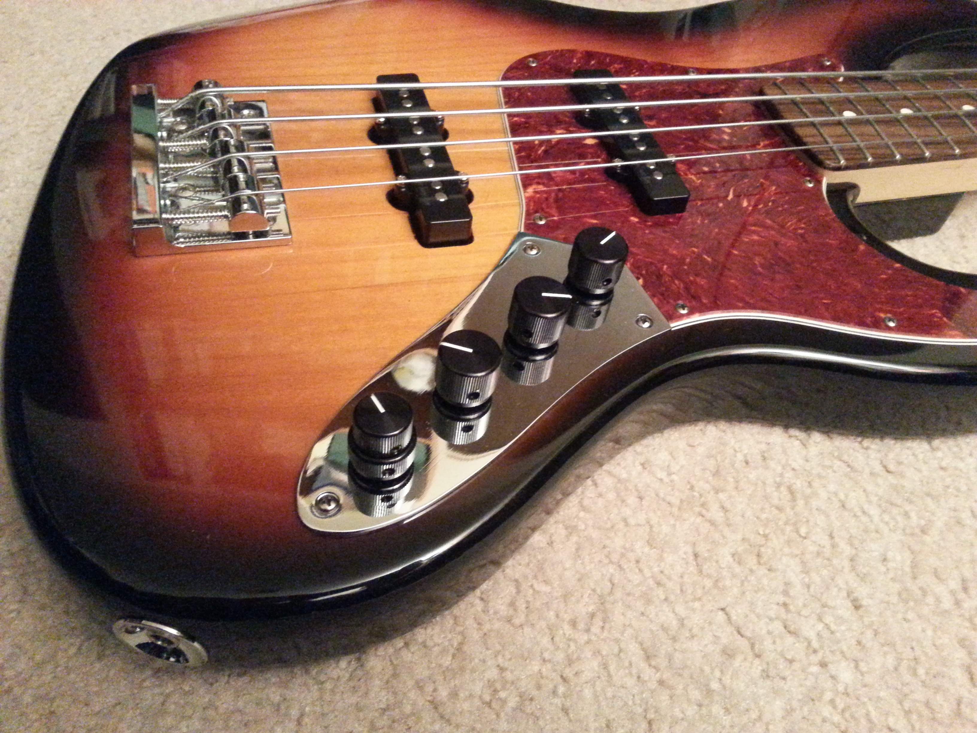 Sadowsky Pickup & Preamp Upgrade2.jpg