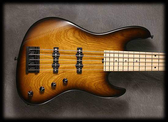 Sadowsky4308_body.jpg