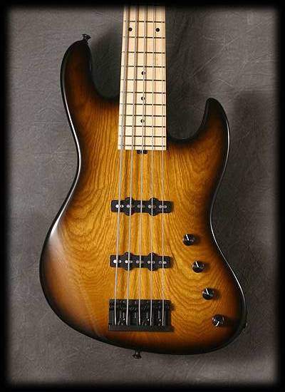 Sadowsky4308_body.jpg
