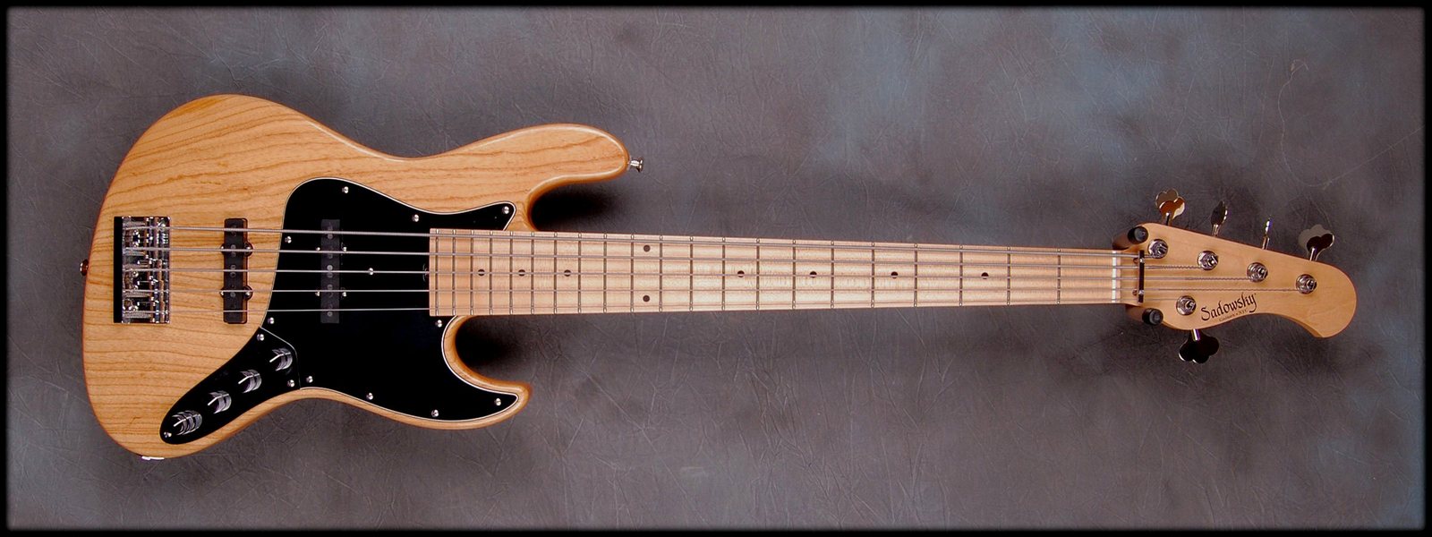 Sadowsky_4098.jpg