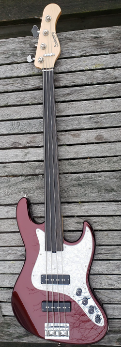 SADOWSKYFRETLESS3.png