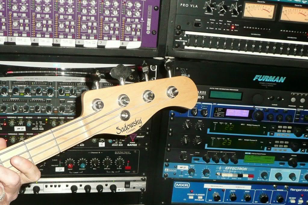 sadowskyinthestudiocrop.jpg