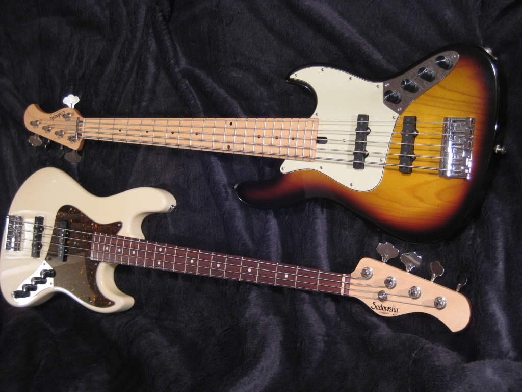 Sadowskys-Pair003.jpg