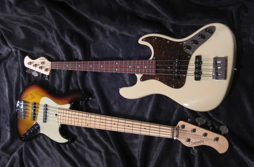 Sadowskys-Pair004.jpg