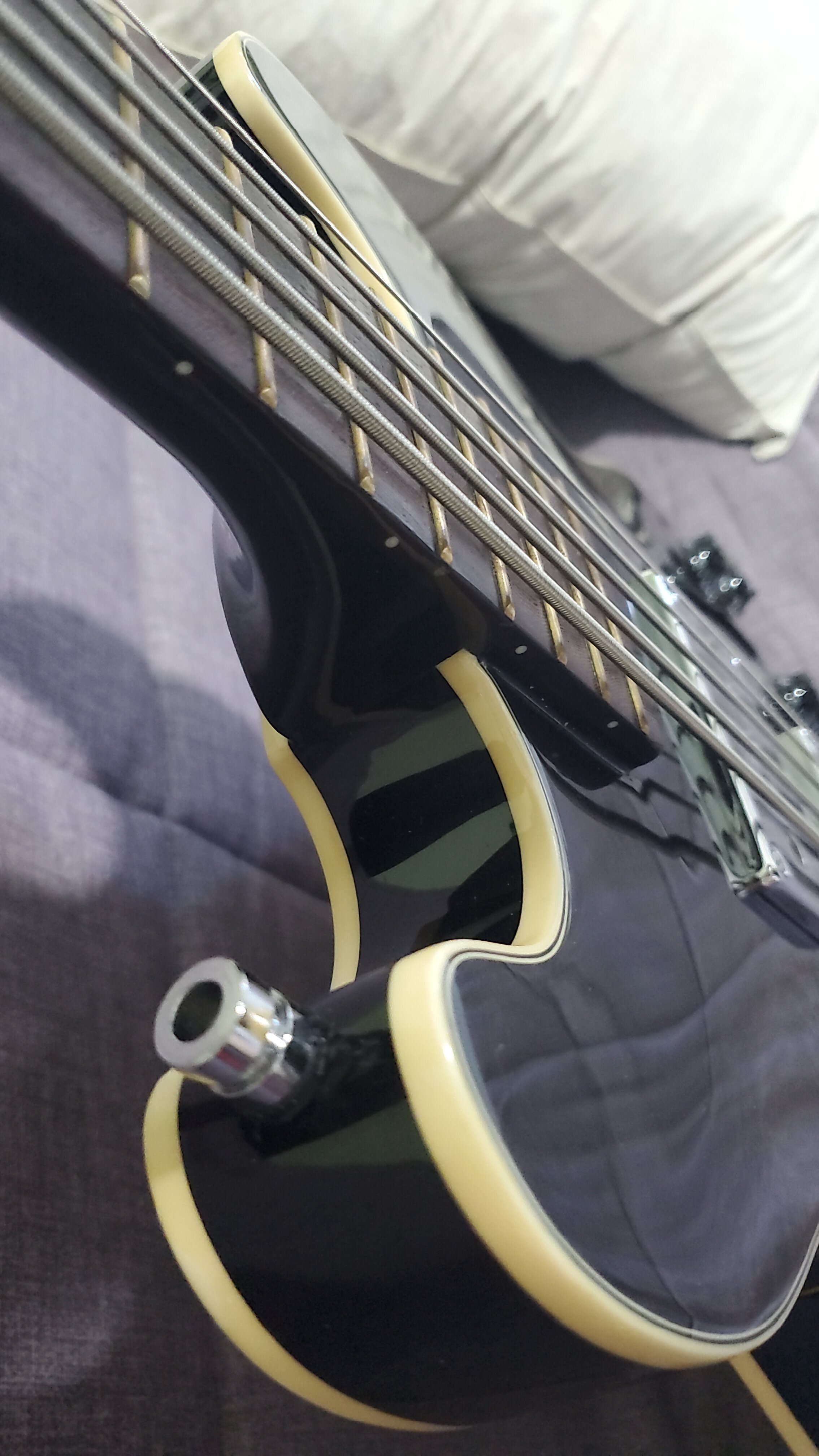 sb_strap_pin_4.jpg