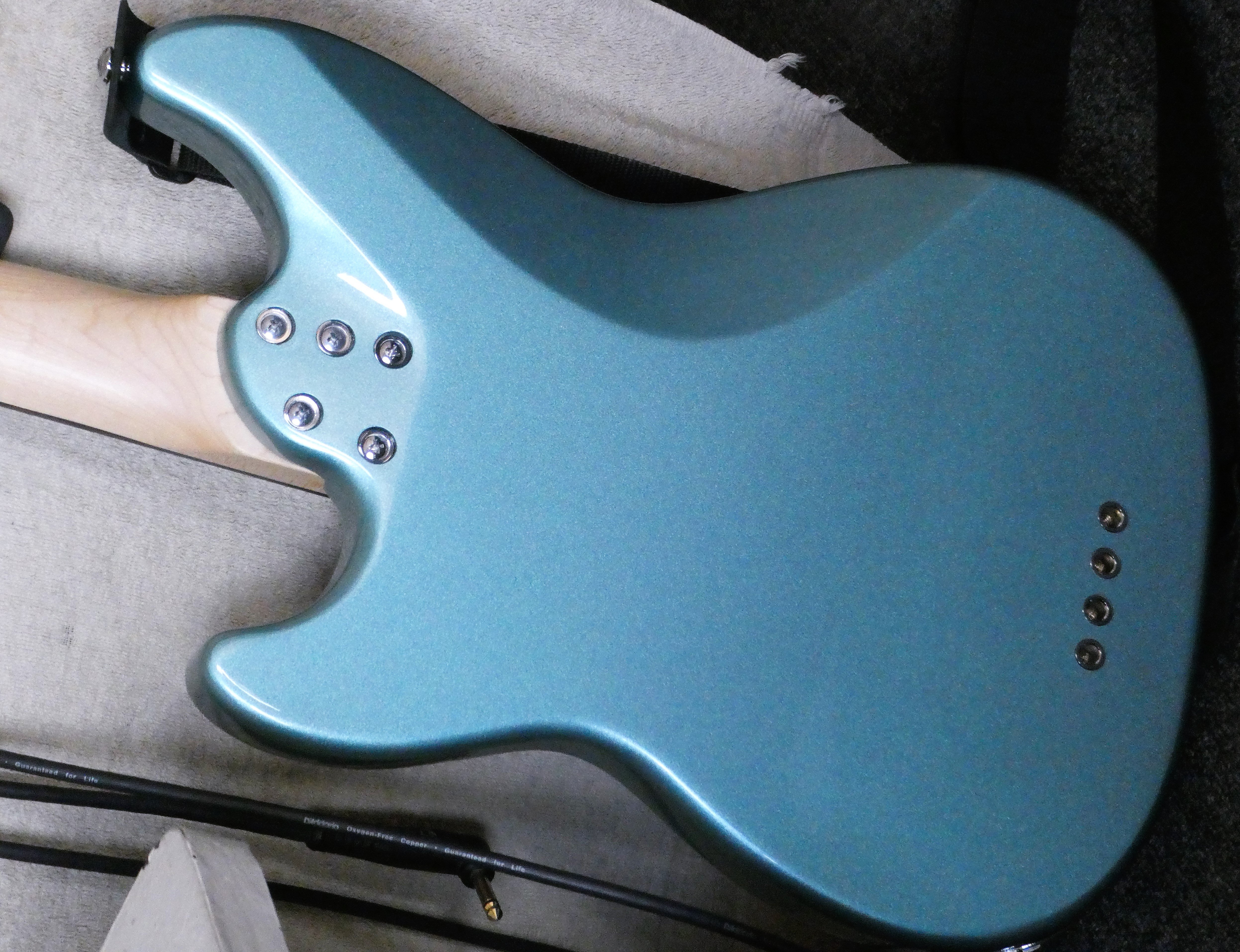 Schecter Banshee Bass (8).JPG