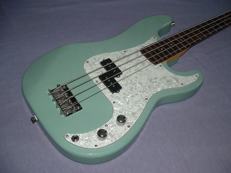 SeaFoamSurfGreenP-Bass003.jpg