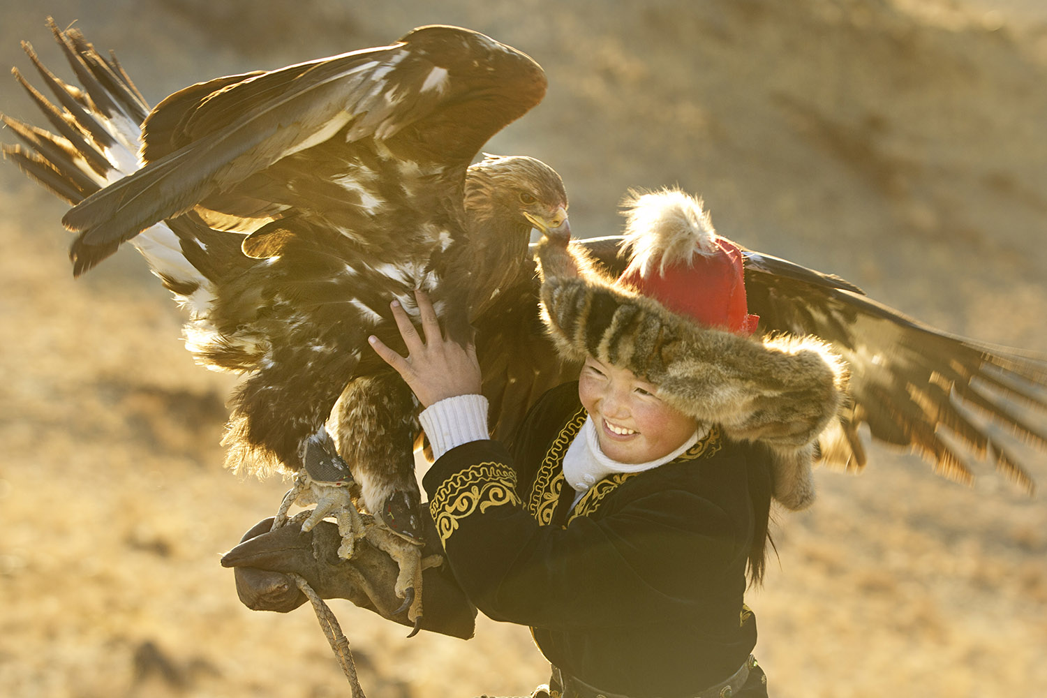sept16_eaglehuntress_1.jpg