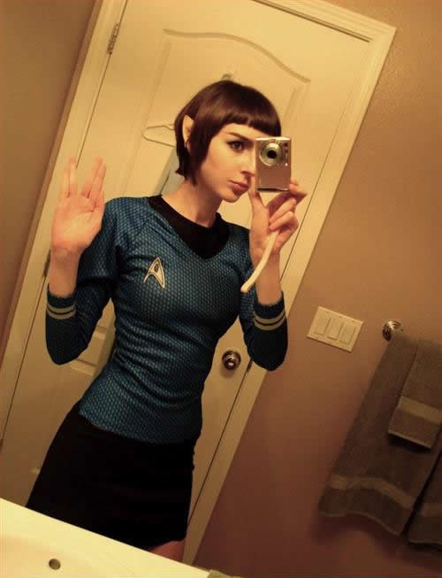 sexy-spock.jpg