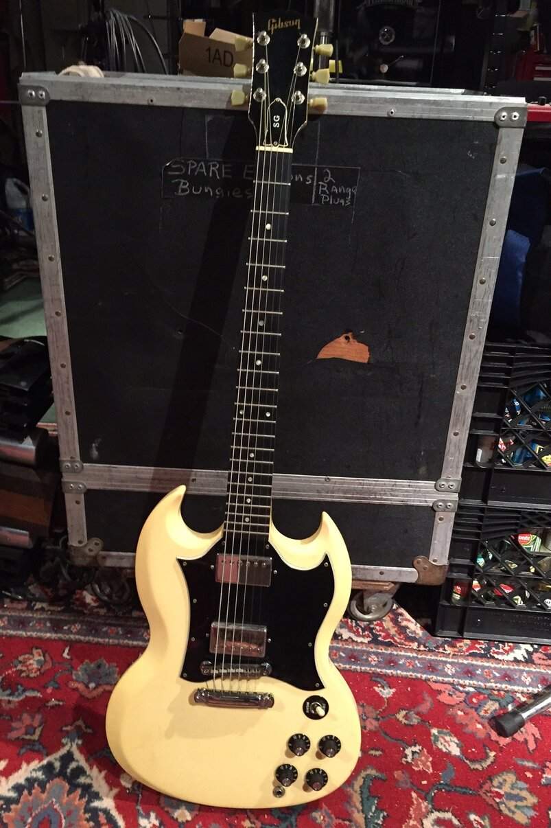 SG_gibson_white Crop.jpg