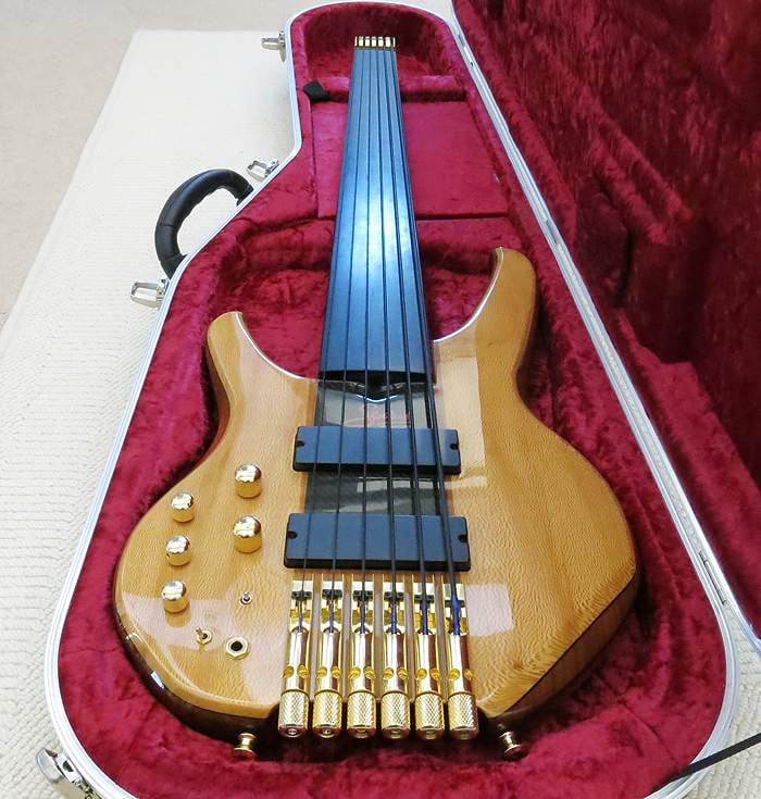 SGS2-6FLBass02.jpg