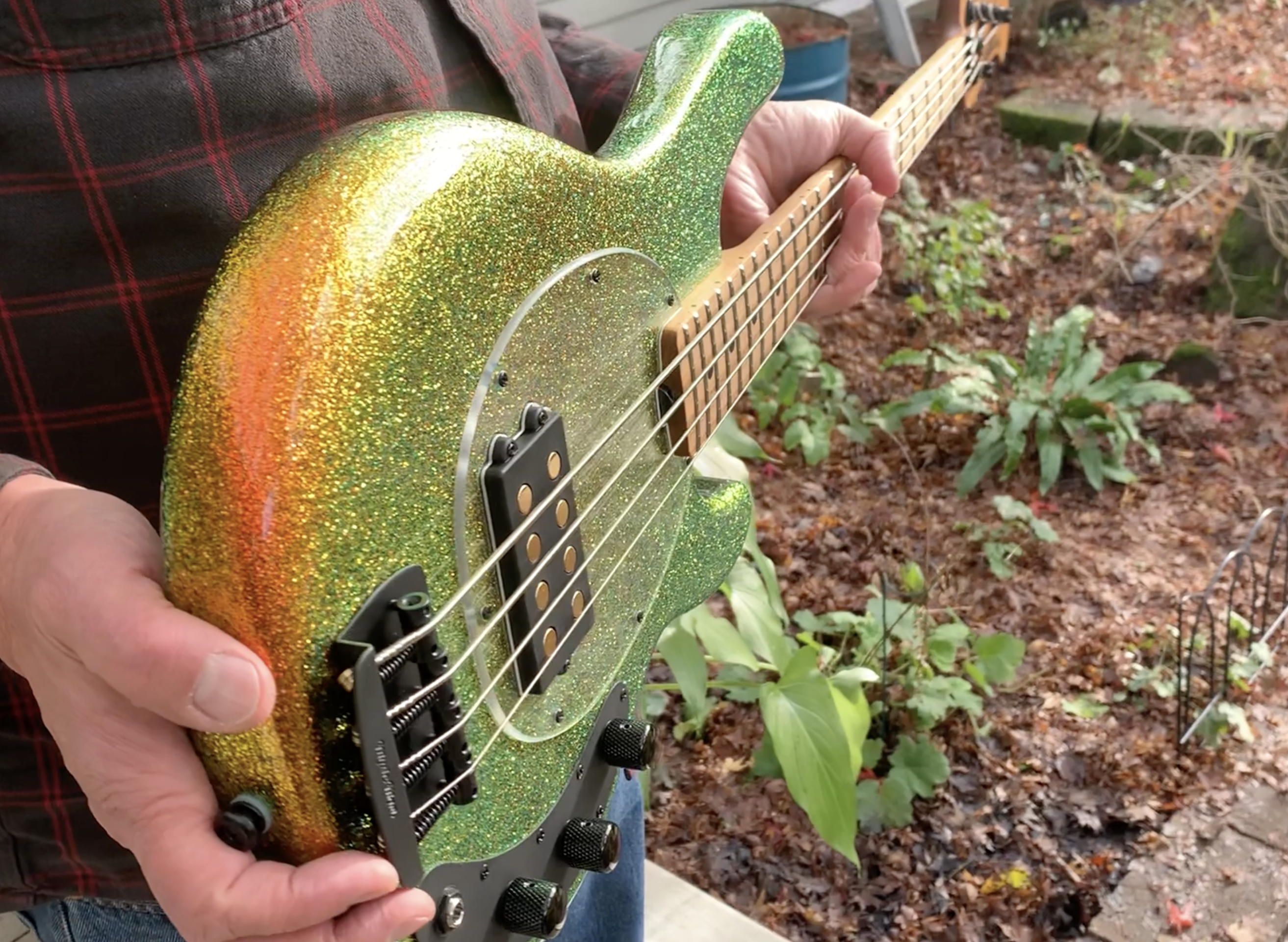 Short Scale Stingray Goldbar 2.png