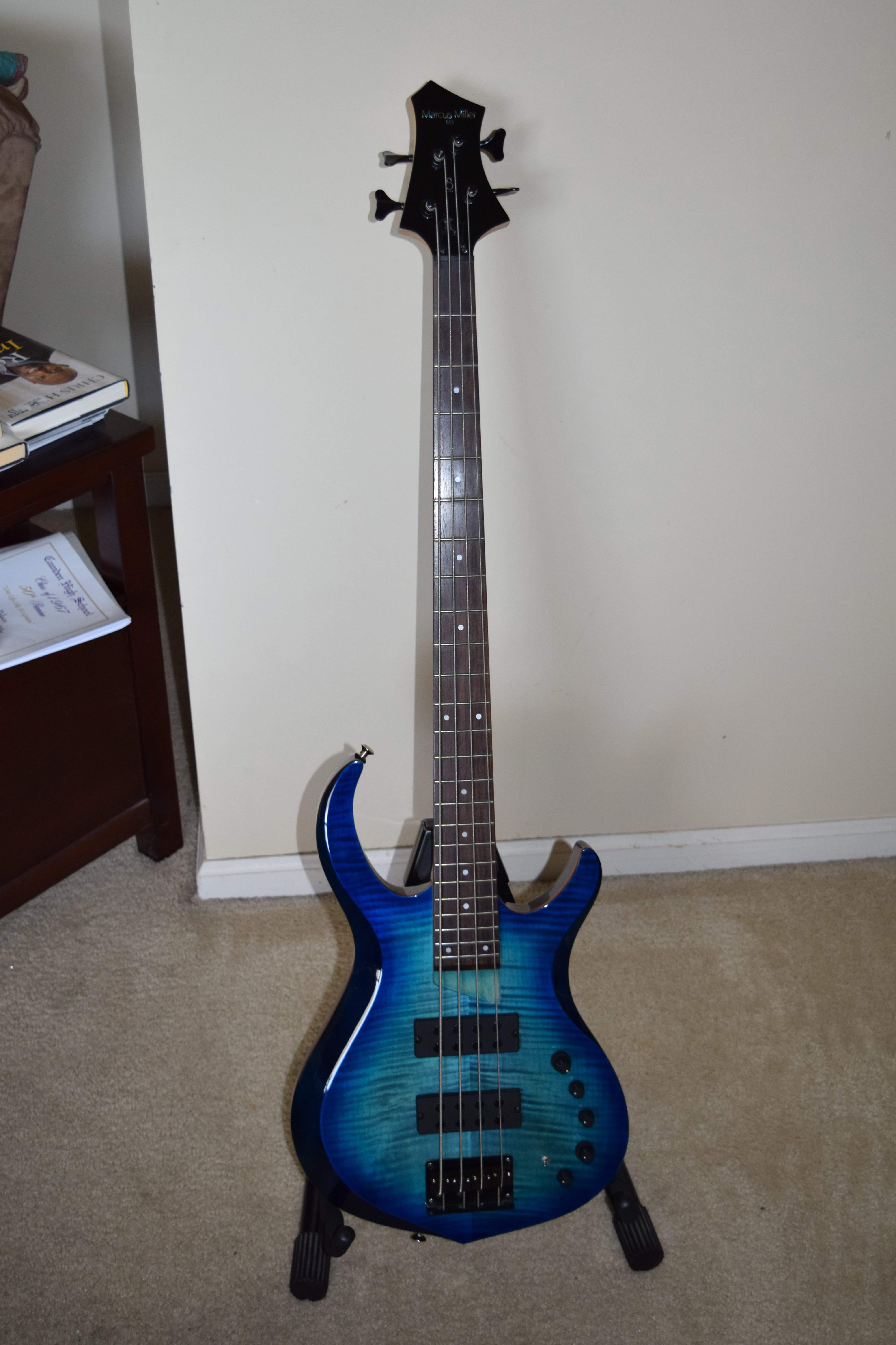 Sire Marcus Miller M3.JPG