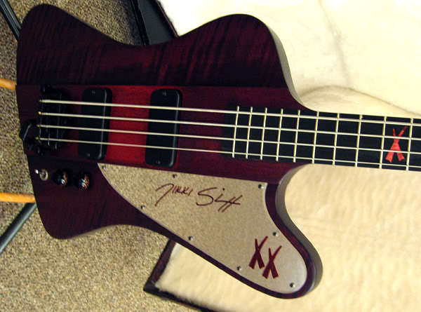 sixx-body-front.jpg