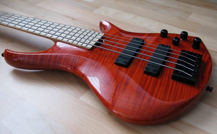 SKB3005_02.jpg