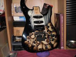 skulls body.jpg
