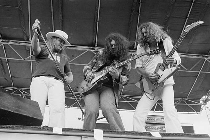 Skynyrd1977.jpg
