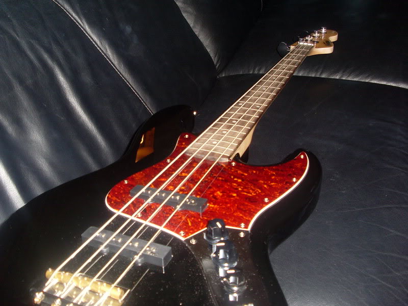 SL370995.jpg