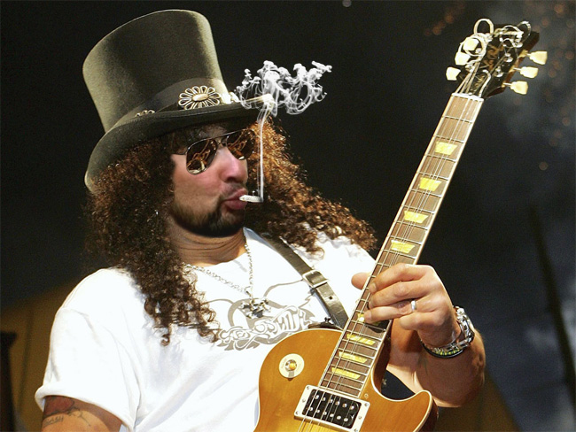 Slash2_zpsf41d8b8c.jpg