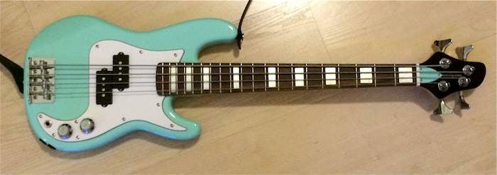 Small P-bass 700.jpg