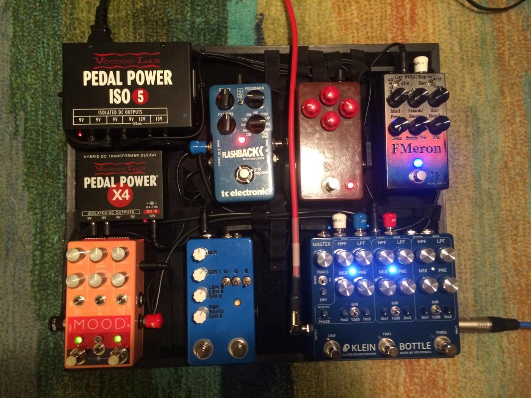small-pedalboard-done.jpg