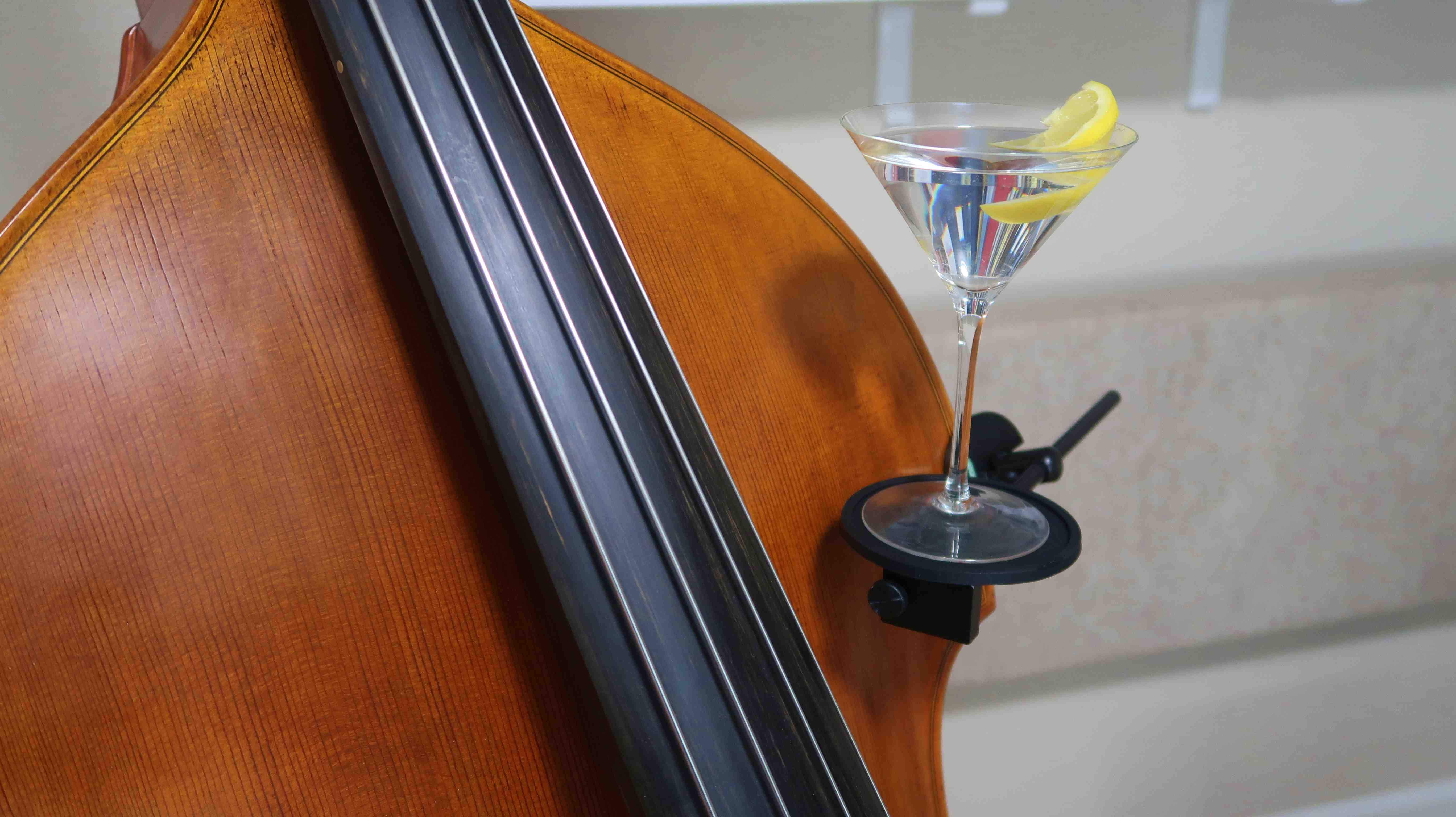 Smartphone-Martini-LR.JPG