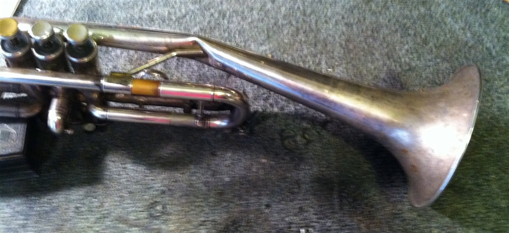 smashed-trumpet.jpg