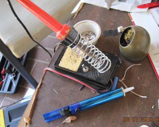 Soldering%20station.jpg