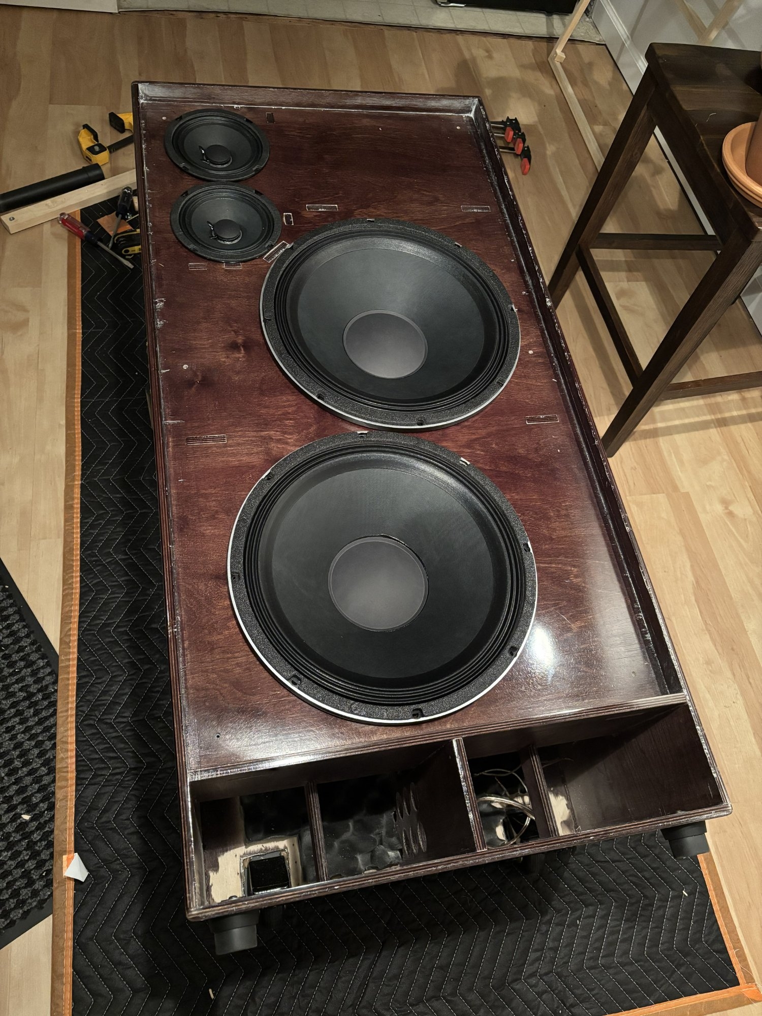 SPEAKERS IN.jpeg