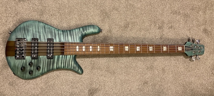 Spector_5-String_Attachment_3_.jpg