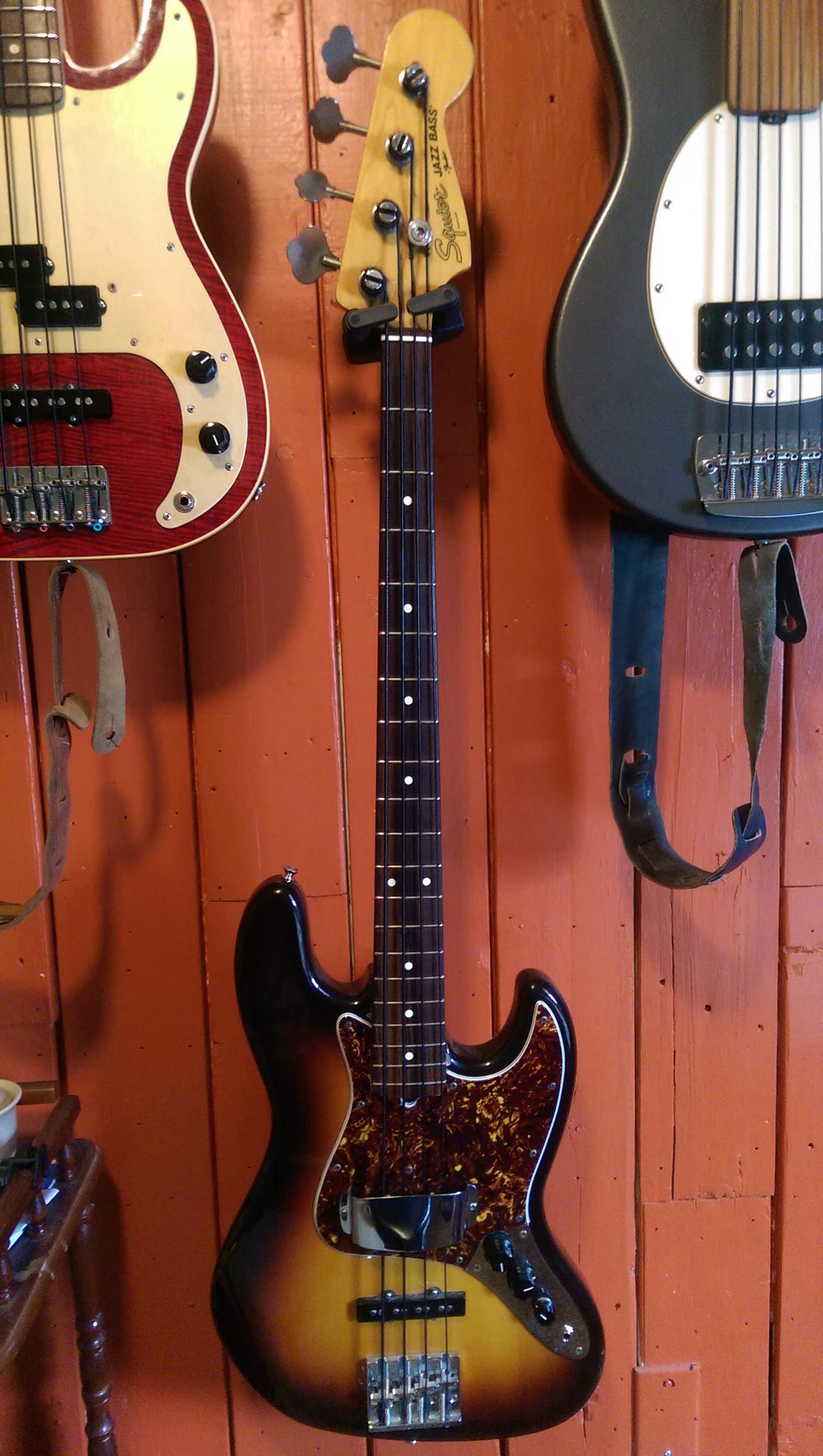 Squier Jazz Bass.jpg