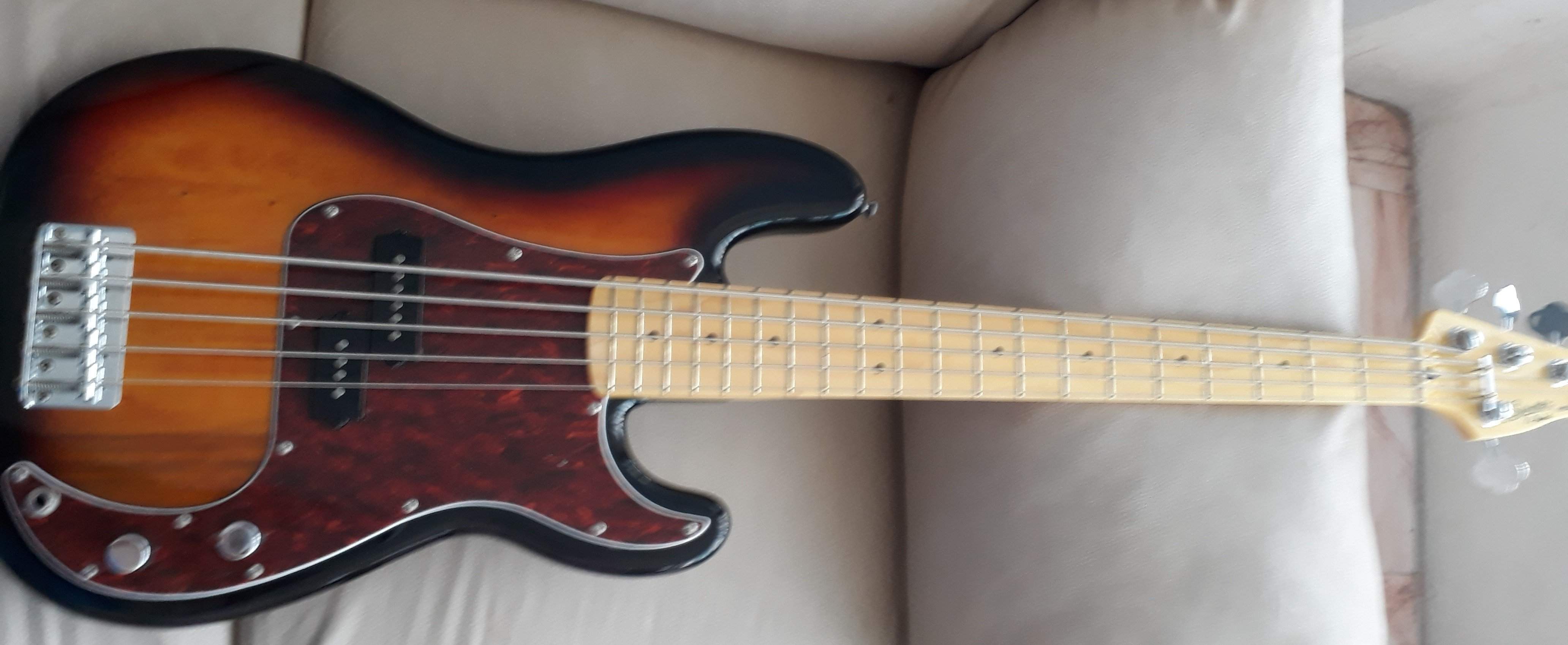 squier.jpg
