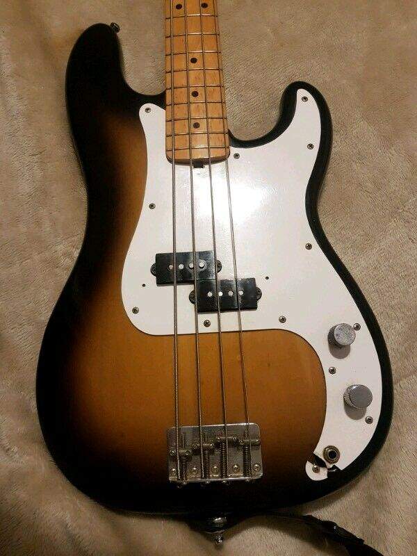 squier.JPG