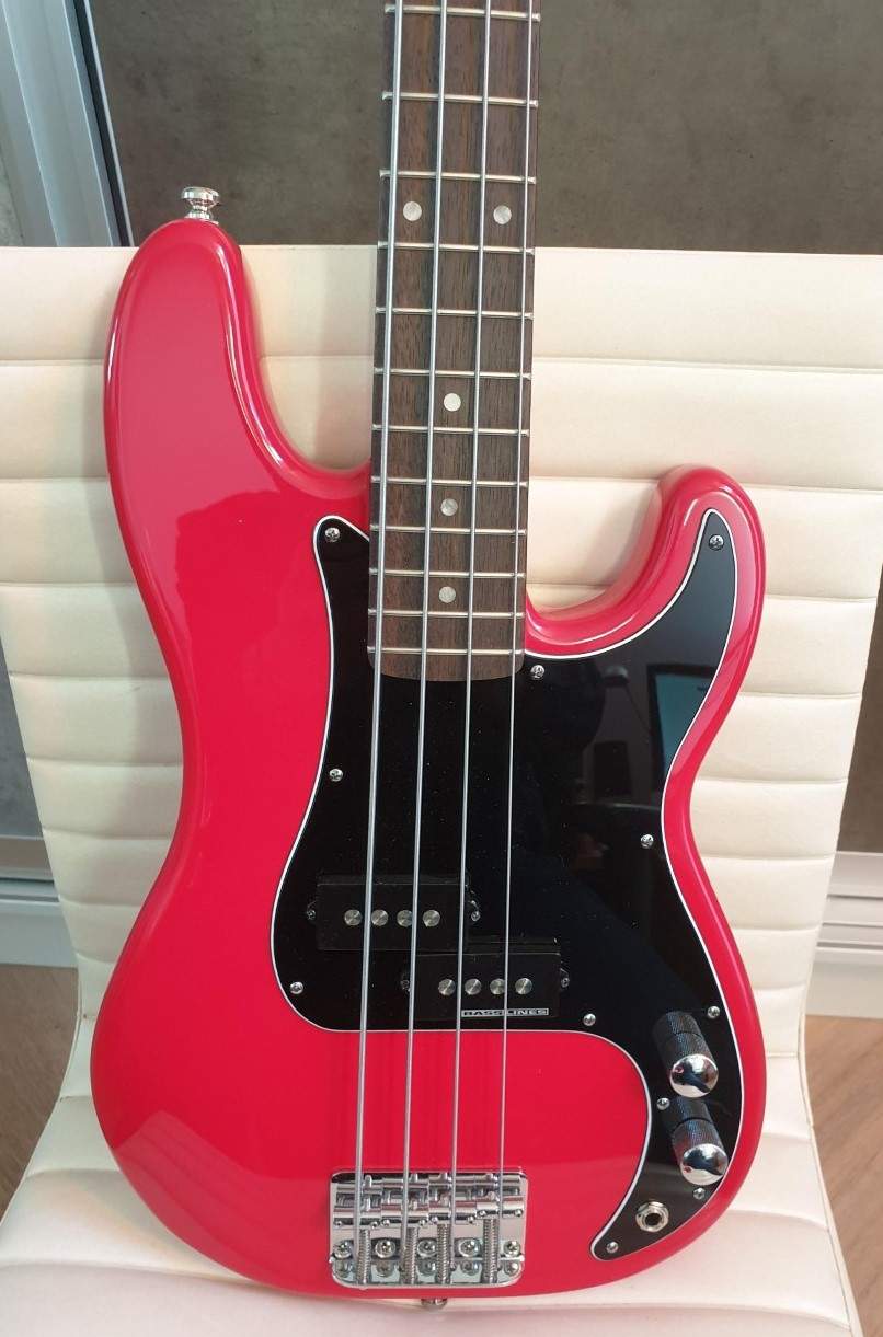 Squier mini bas.jpg