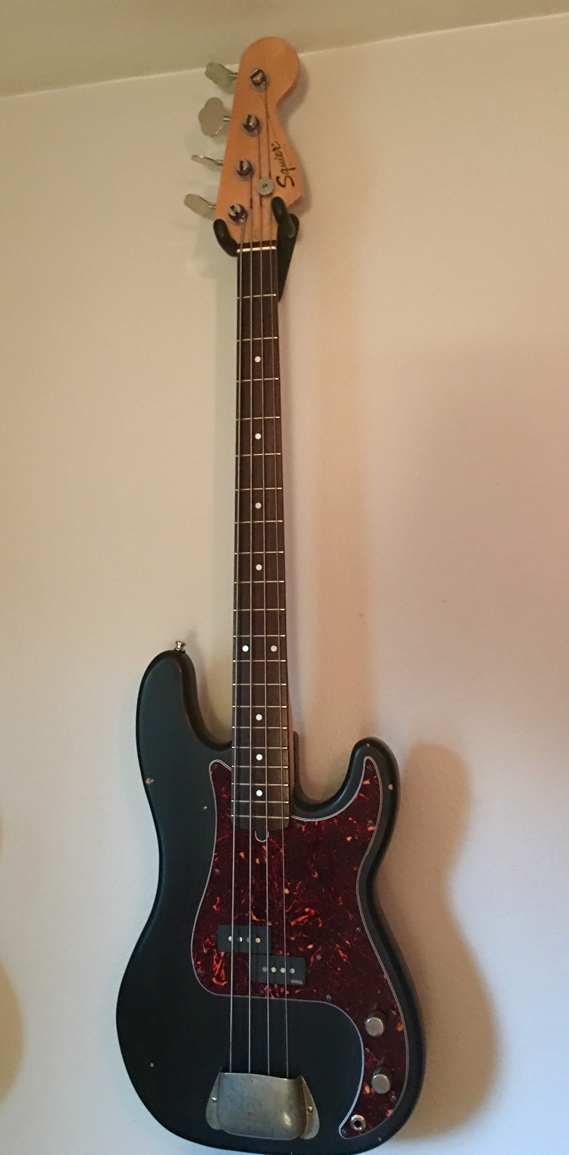 Squier Pbass II 2019.JPG
