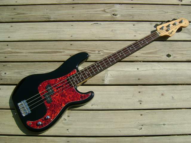 Squier Pbass.jpg
