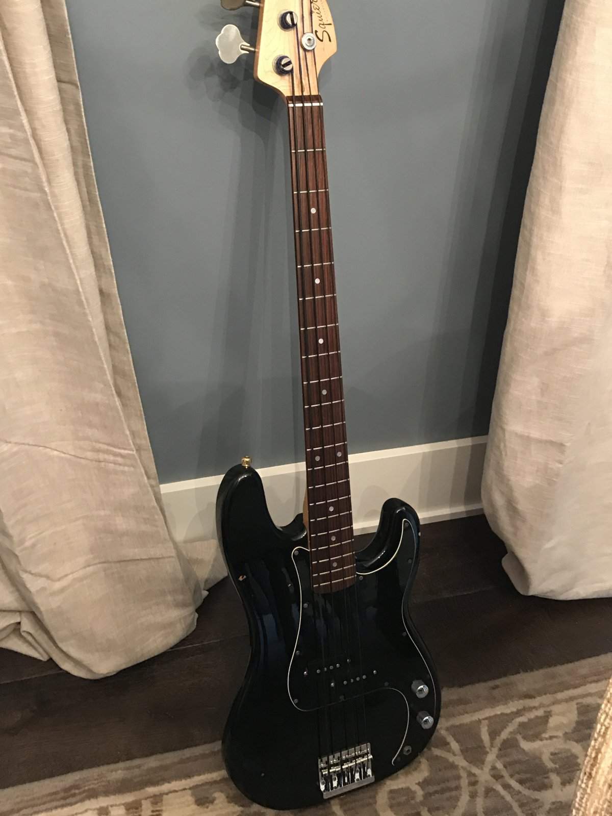 Squier Pbass.JPG