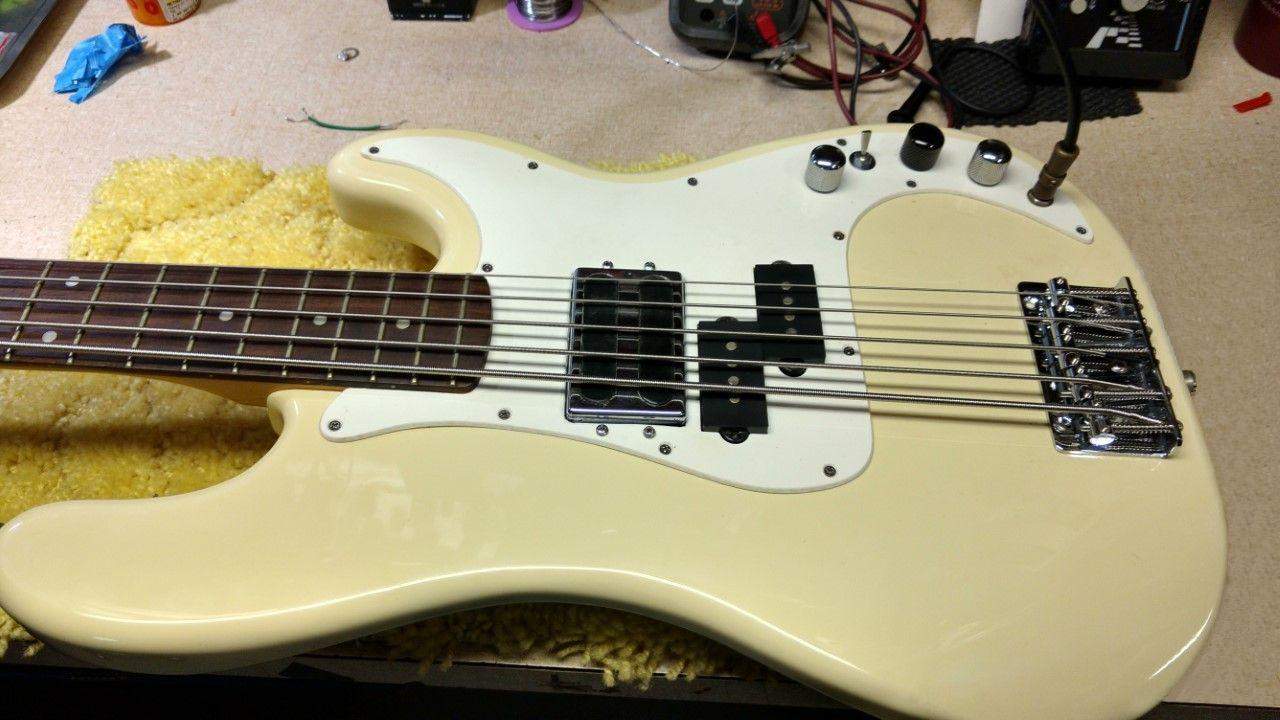 Squier T-40 body 2.jpg