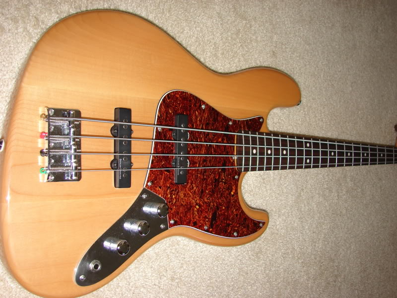 Squier003.jpg