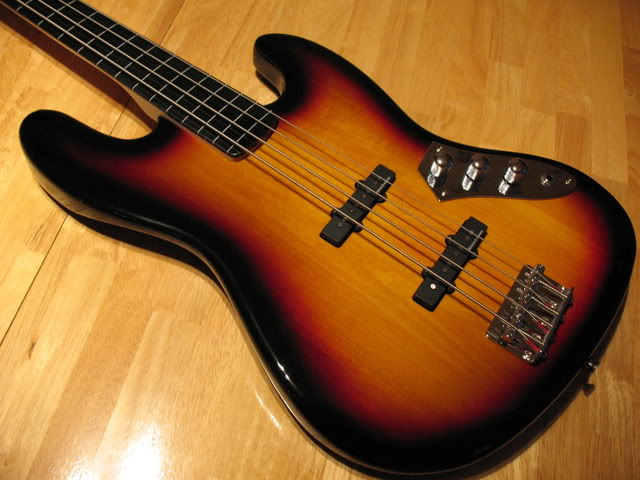Squier006.jpg