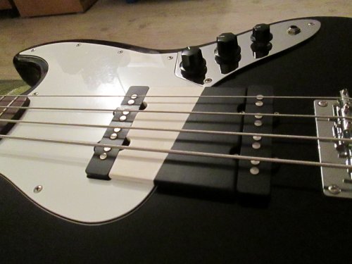 squier1.jpg