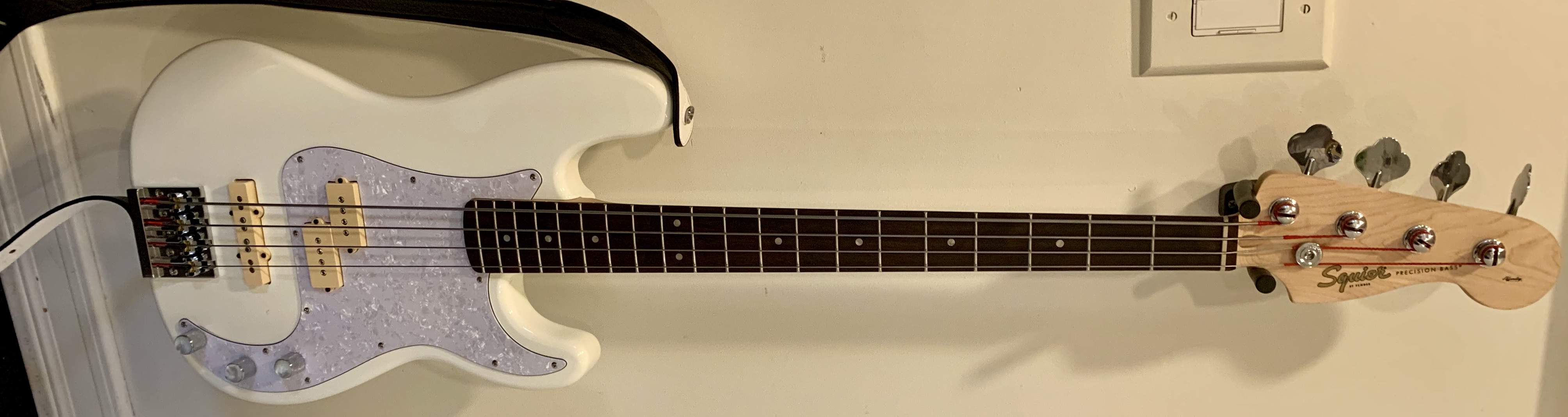 Squier2.jpeg