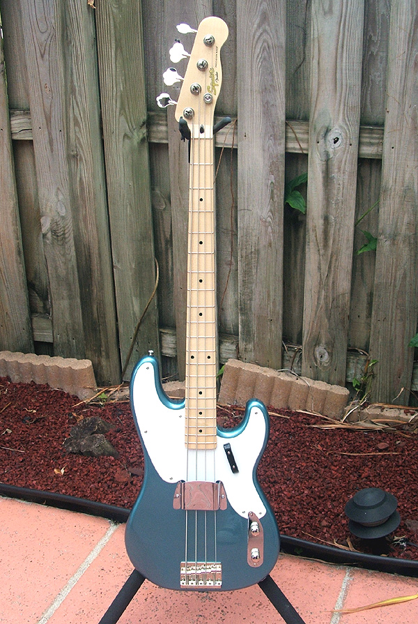 squier_cv_p-bass.jpg