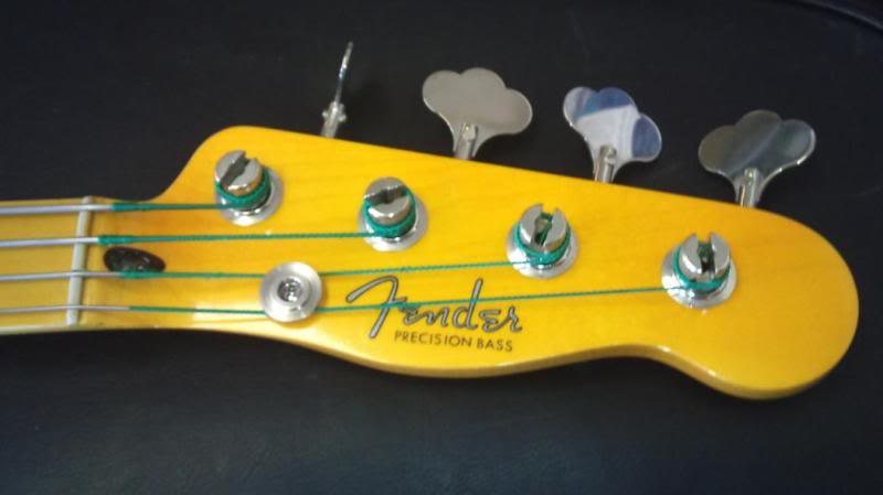 squiercv50sbass2.jpg