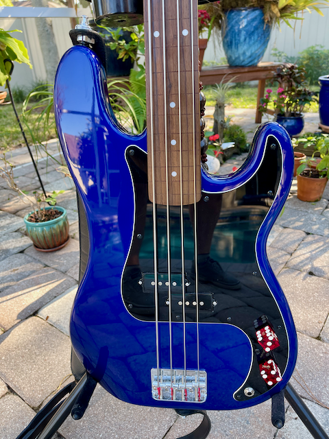 Squire P Bass - 1.png