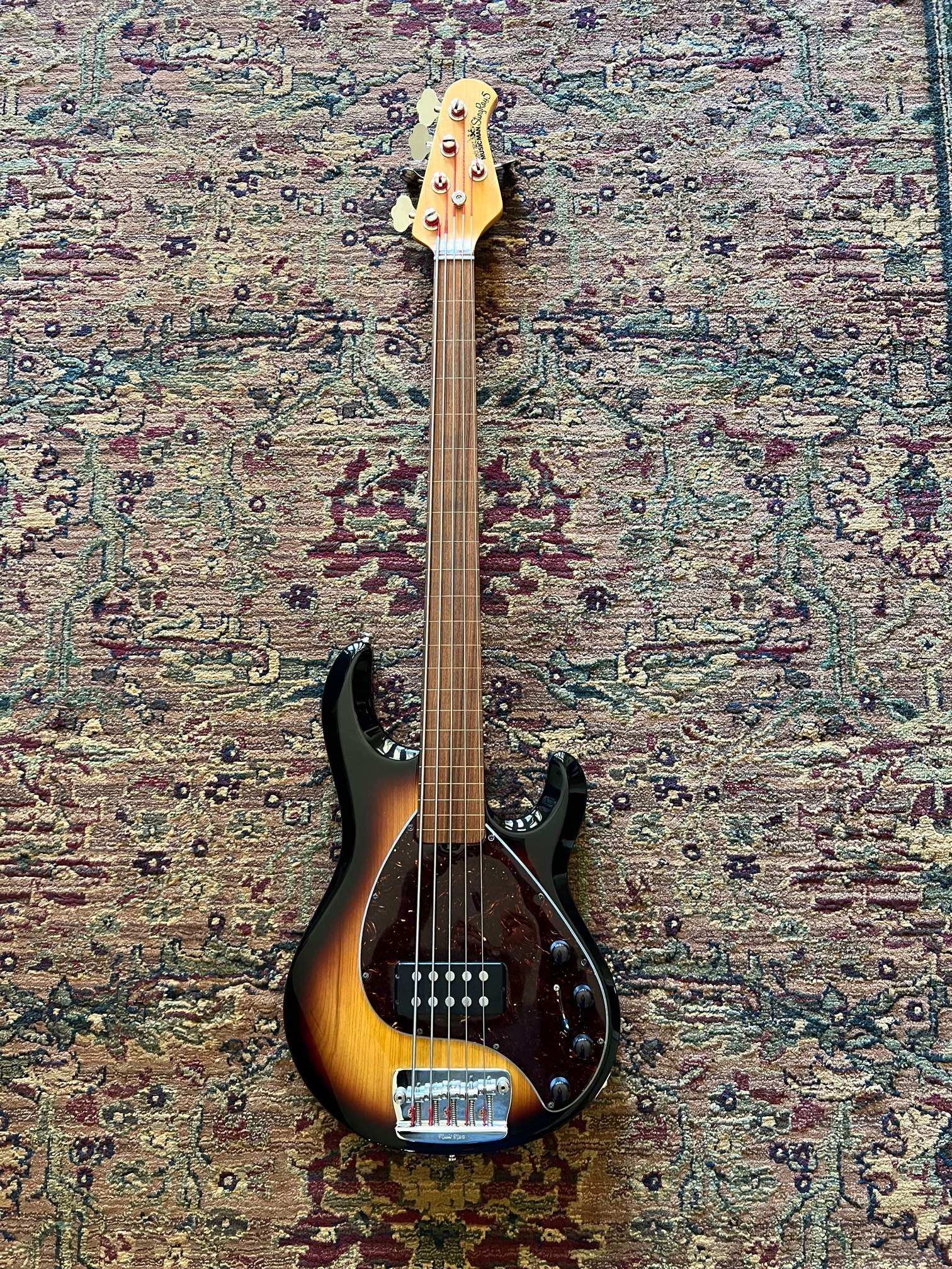 SR5 Fretless Front.jpg