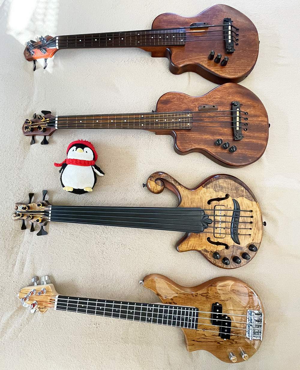 SSBASSES01.jpg